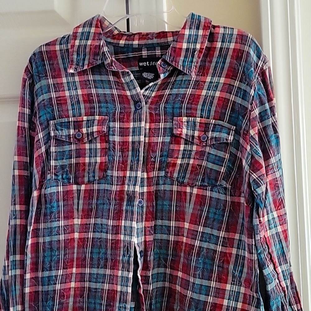 Plaid red shirt